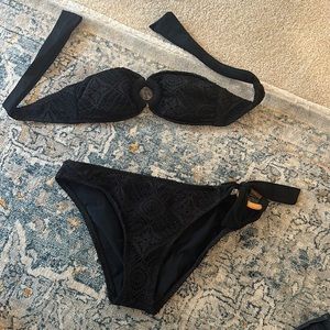 Black Ella Moss Isla 2 Piece Bikini (S & XS)
